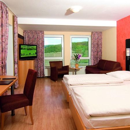 Burg-Hotel Обермошель Екстер'єр фото