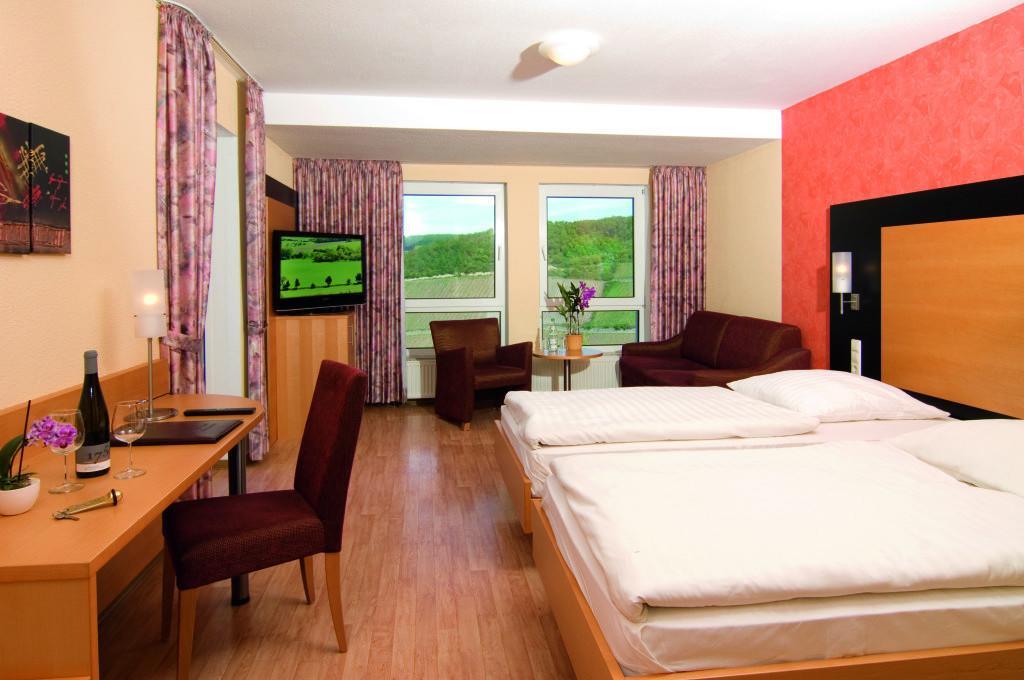 Burg-Hotel Обермошель Екстер'єр фото